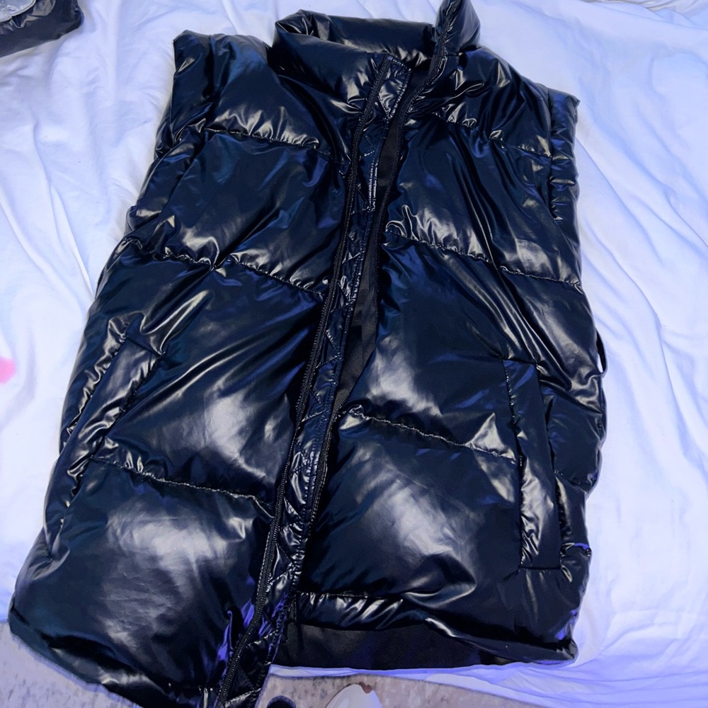 Over sized puffer vest